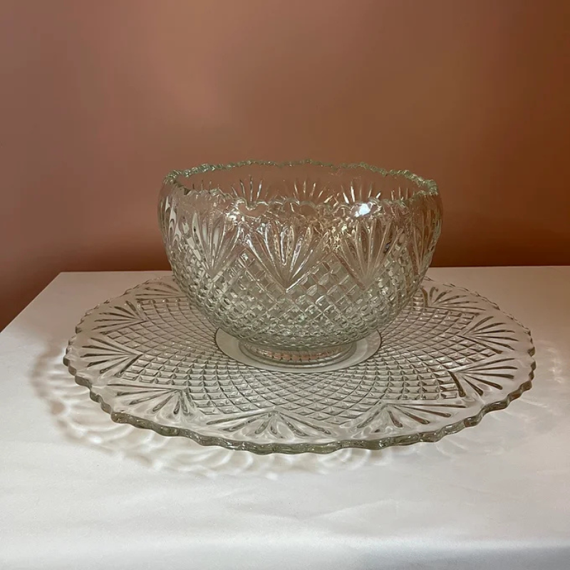Antique LE Smith Glass Pineapple Punch Bowl With Torte Underplate